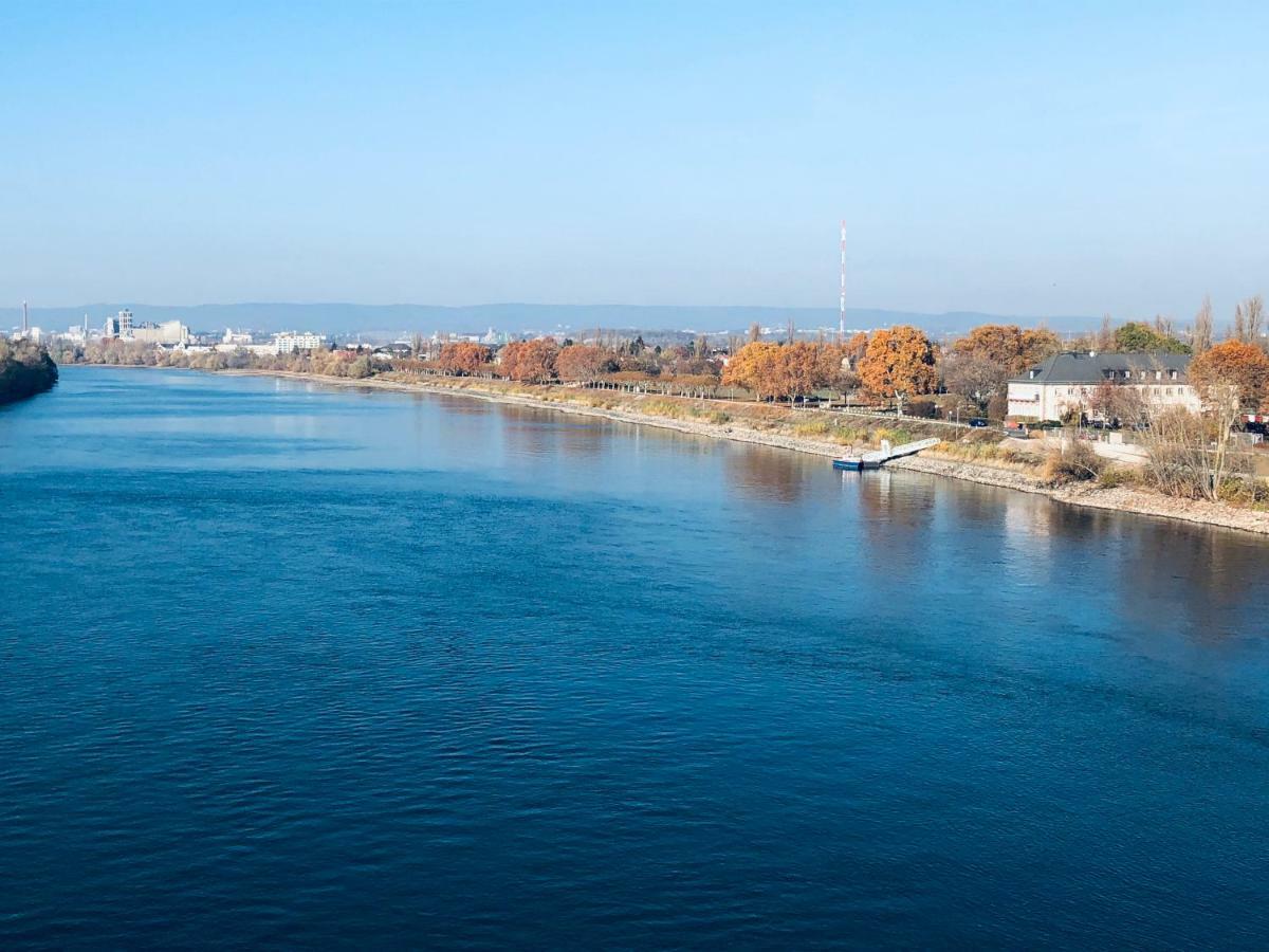 Houseboat Villa.Nautica Wiesbaden Exteriér fotografie